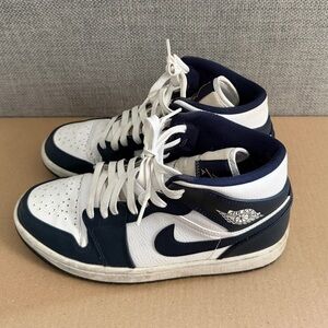 Nike Jordan 1 Sneakers White & Navy Mens
